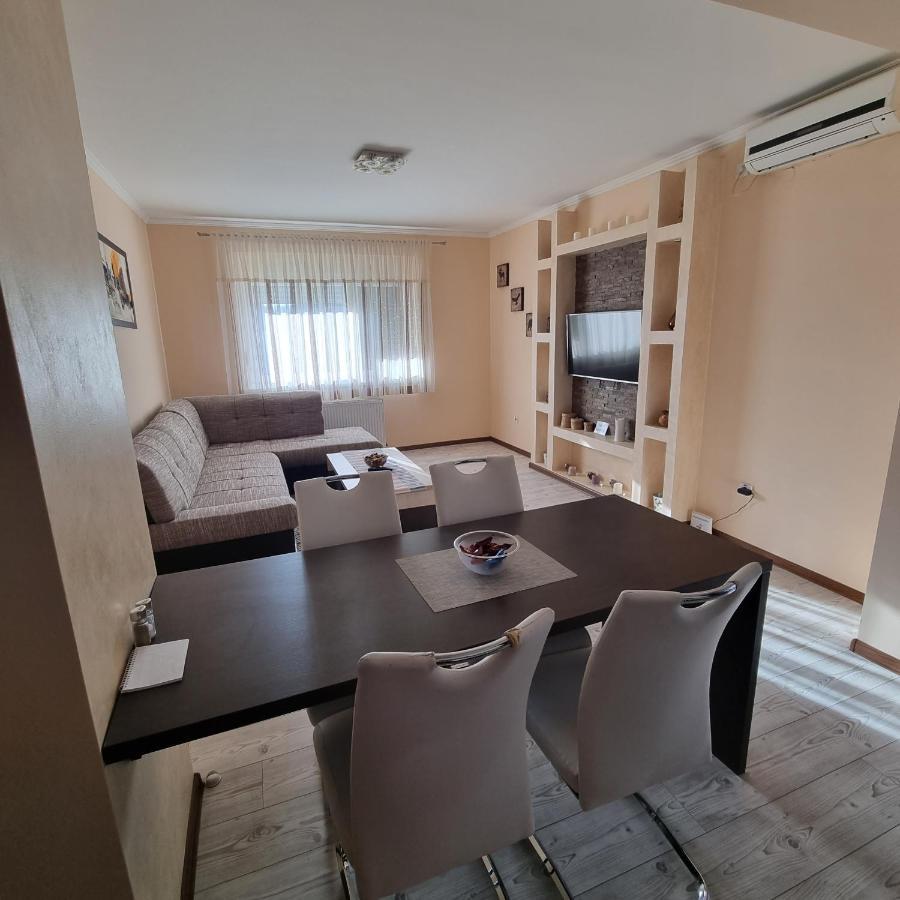 Koks Apartmans Subotica Exterior foto