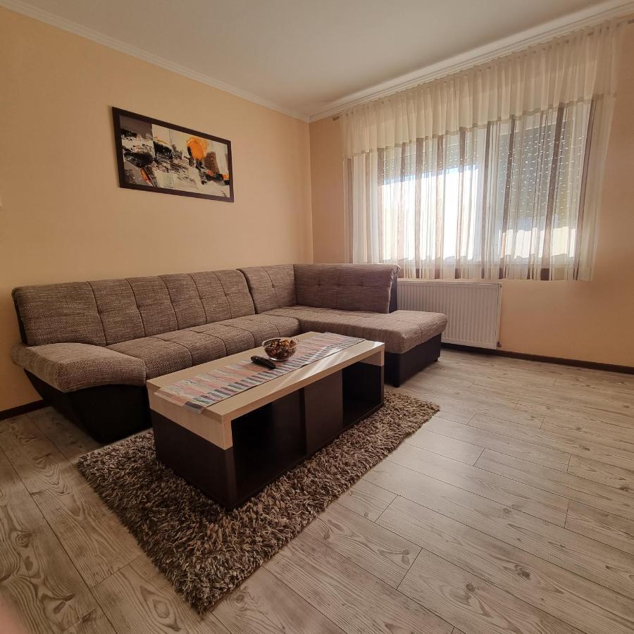 Koks Apartmans Subotica Exterior foto
